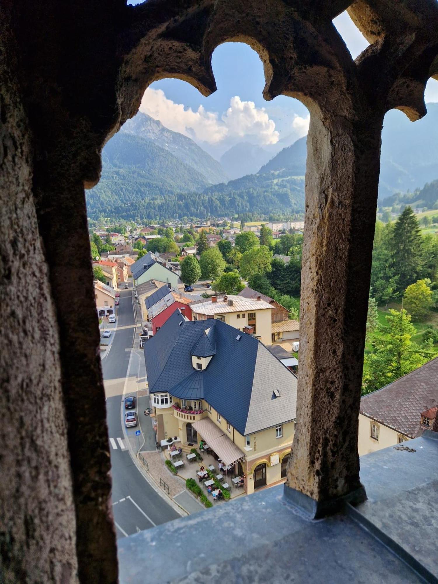 Cafe Zentral, Zimmer Mit Fruehstueck Kotschach-Mauthen Εξωτερικό φωτογραφία